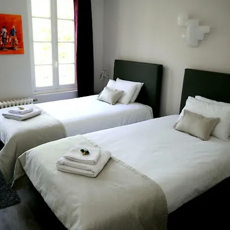 Bed & Breakfast Face Au Jardin Cognac