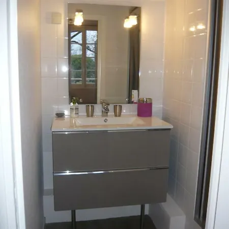 Face Au Jardin Bed & Breakfast 3*