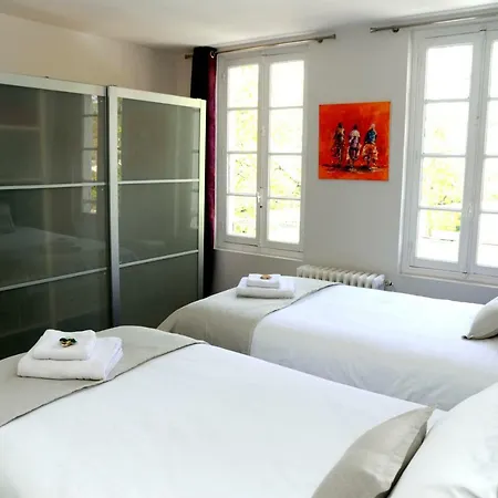 Face Au Jardin Bed & Breakfast