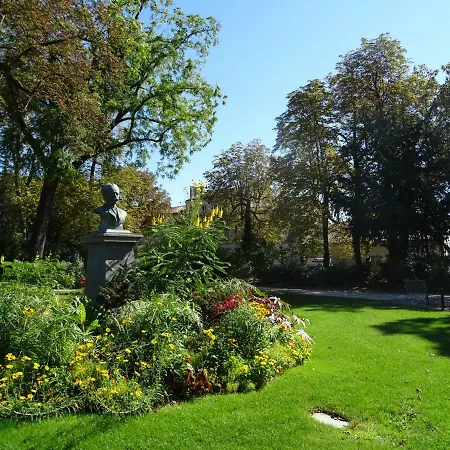 Face Au Jardin Bed & Breakfast 3*